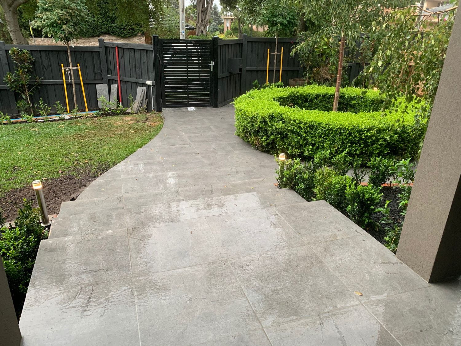 20MM PORCELAIN BLUESTONE EXT PAVER 300X600 R11 36OT2021AS - Image 4