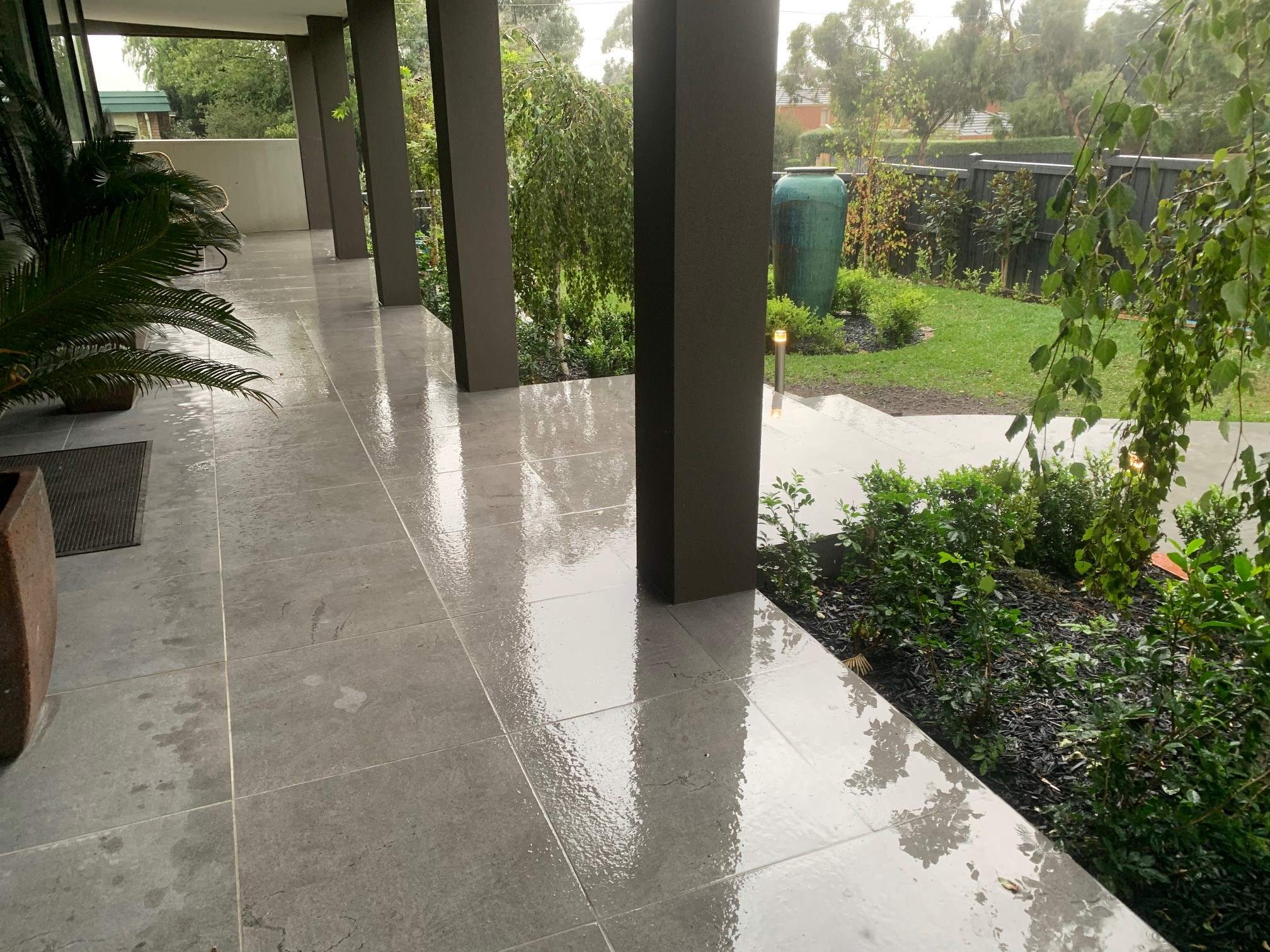 20MM PORCELAIN BLUESTONE EXTERNAL PAVER 600X600 R11 OT2021AS - Image 3